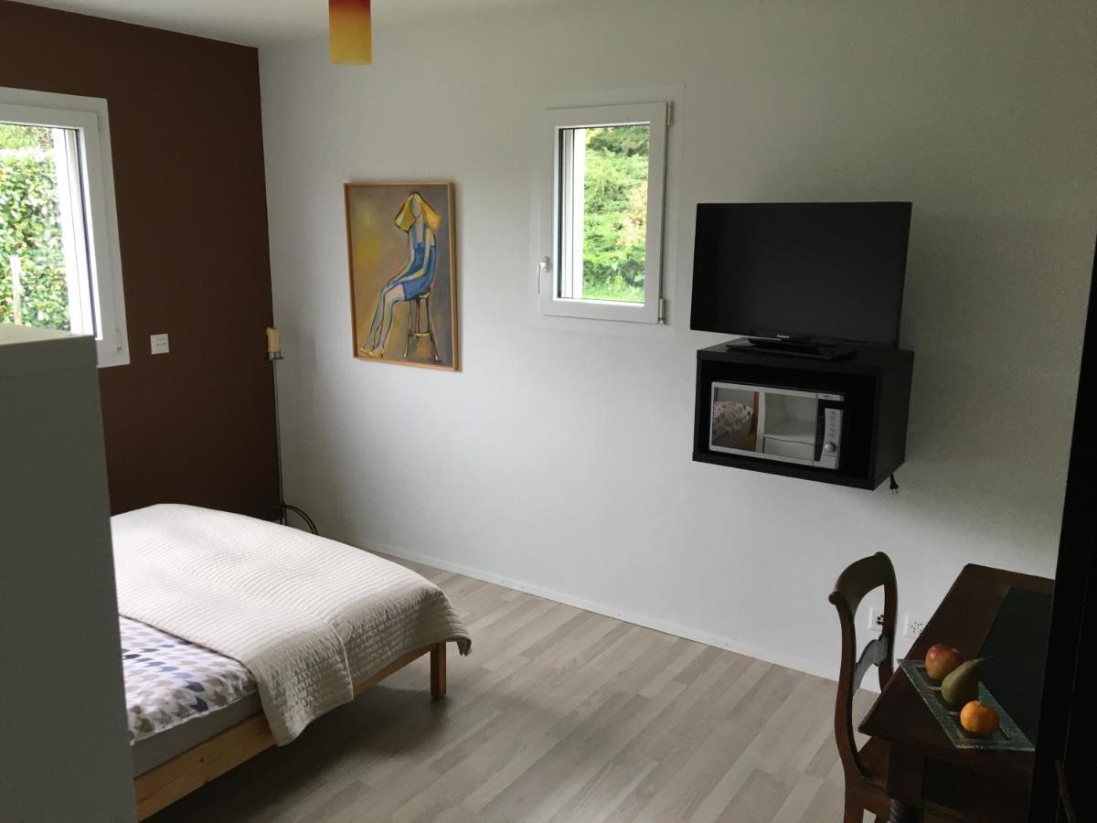 Bed and Breakfast Montaney Guests House - Epfl Ecublens  Экстерьер фото